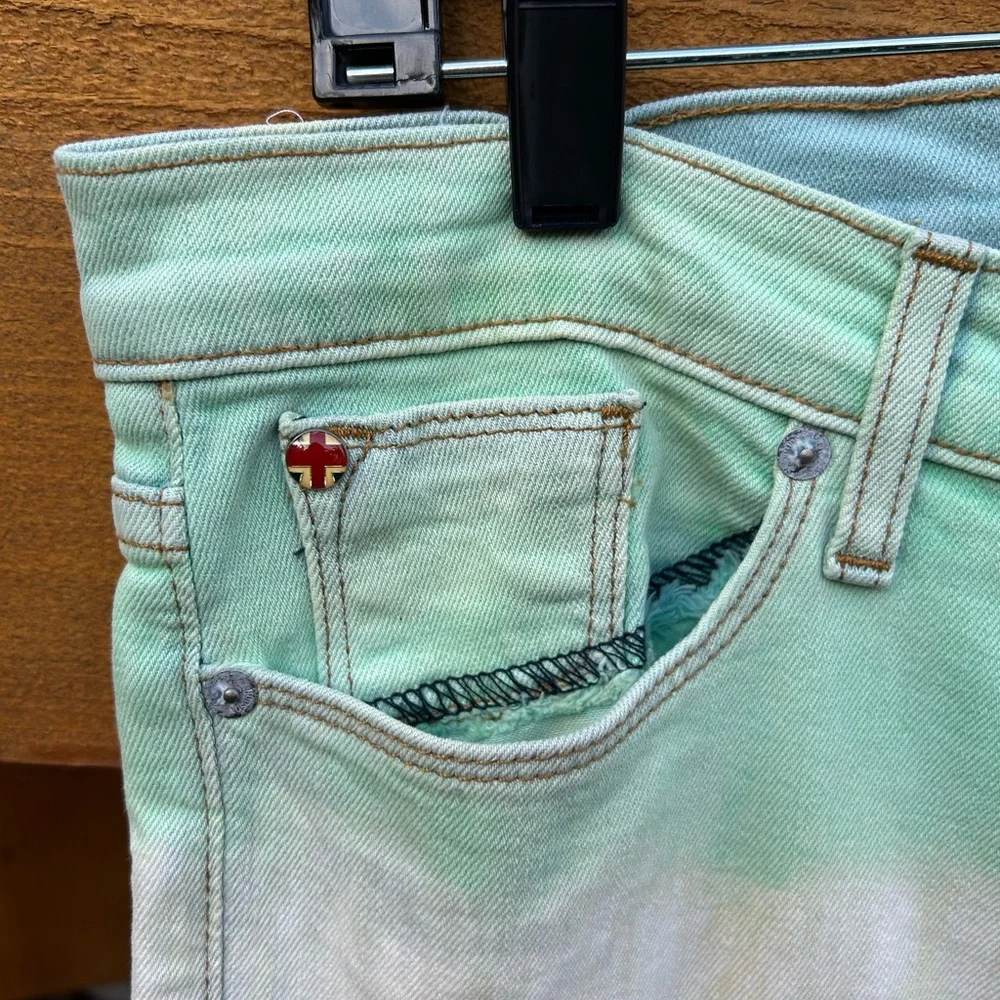 NWOT-Sz 29 Crop Krista Hudson dip dye jeans